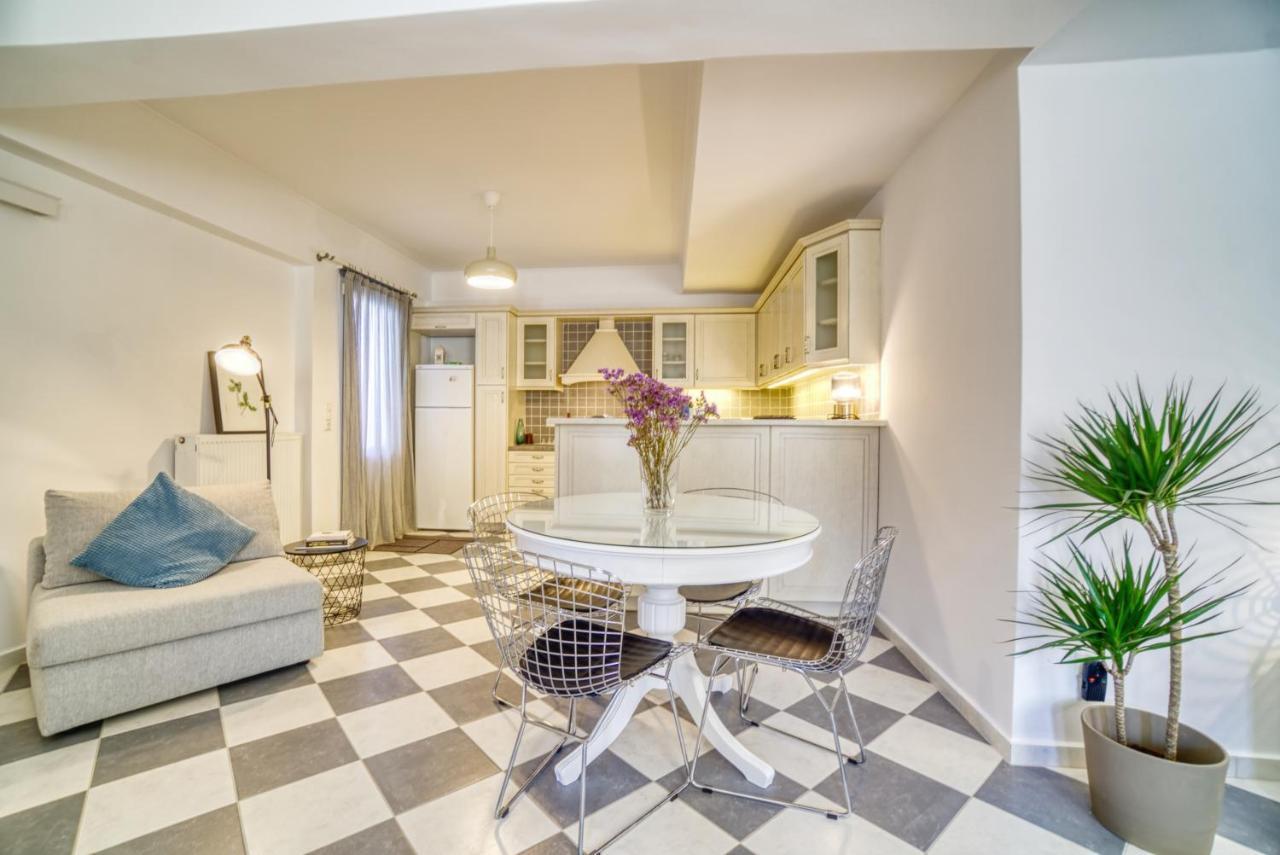 Stylish, Cozy 2-Bdr Flat In Andros Town By Explore Andros Exteriér fotografie